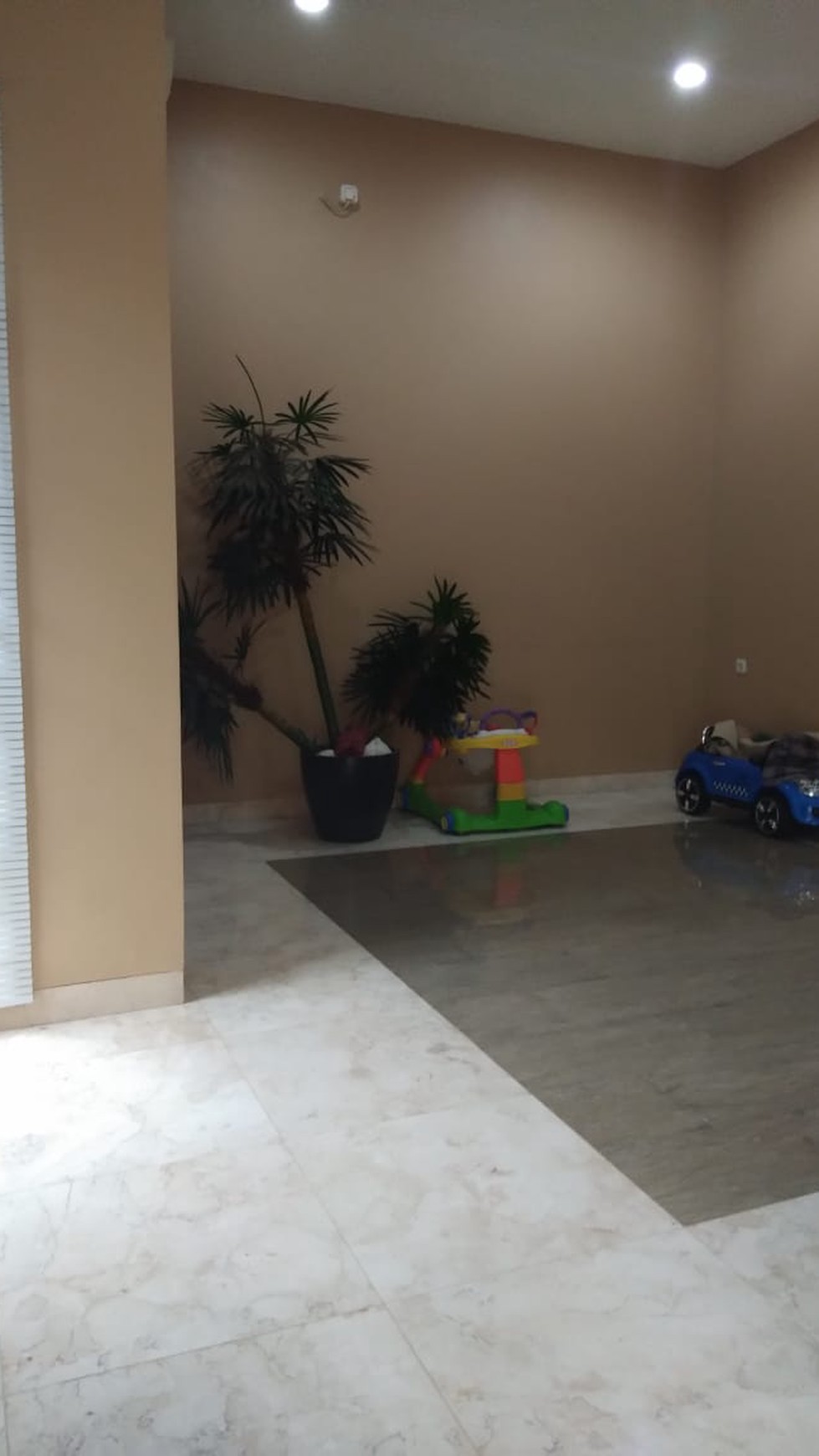 Rumah Cantik Di Lebak Lesari - Lebak Bulus