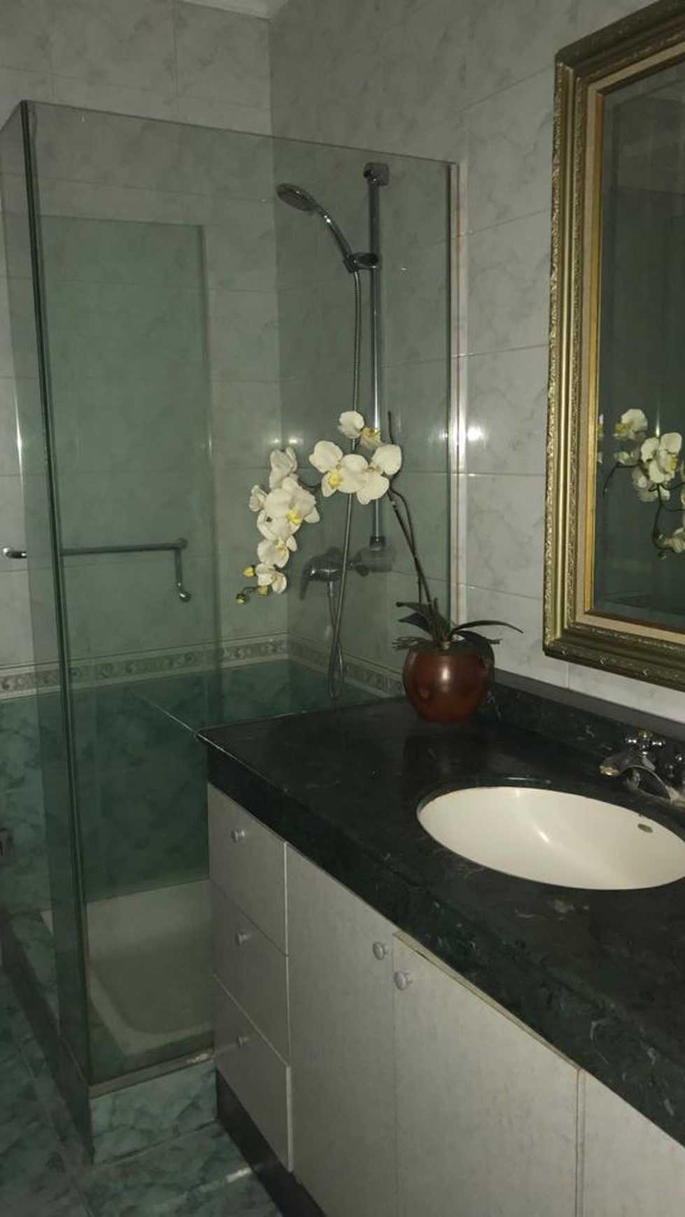 Sewa Apartemen Simprug Teras 3 Bedrooms