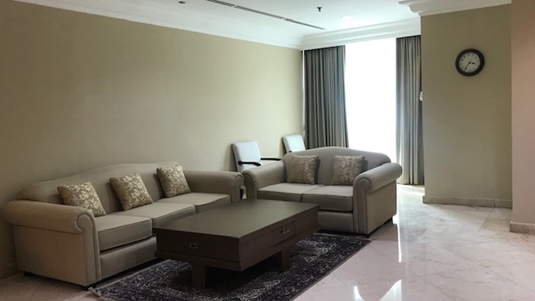 Sewa Apartemen Simprug Teras 3 Bedrooms