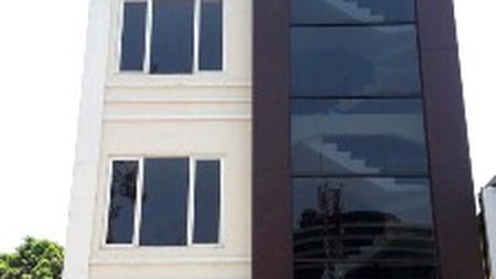 Ruko di Dinoyo, Baru Gress, Minimalis, Lokasi Strategis, Nol Jalan Raya, Siap Huni. - YA -