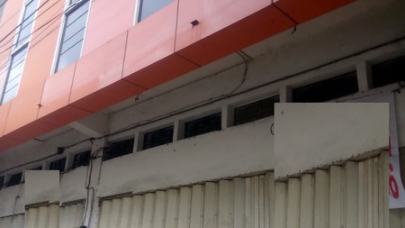 Ruko 3 lantai strategis daerah kapas krampung