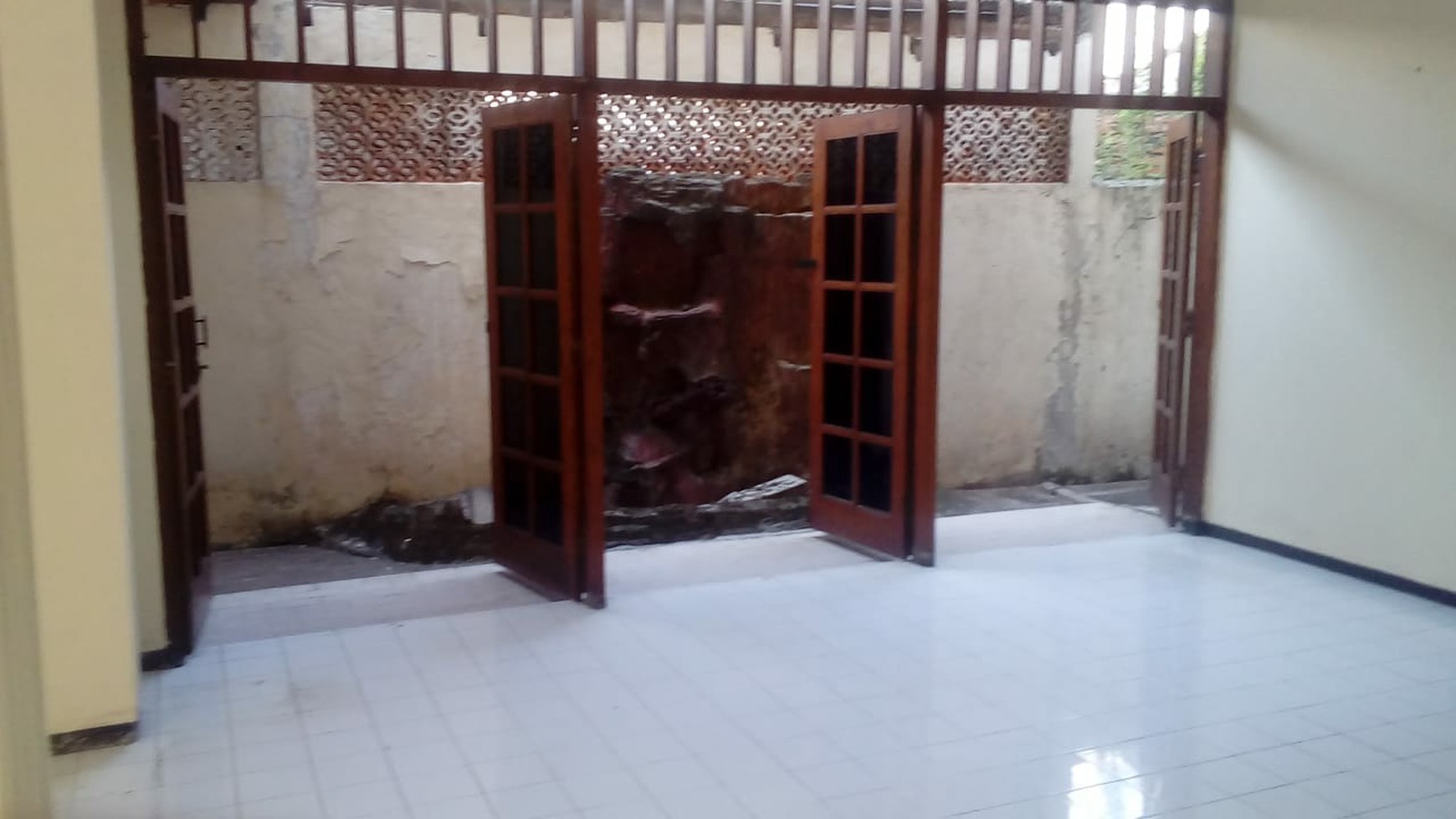 RUMAH 2 LANTAI DI JAKARTA PUSAT