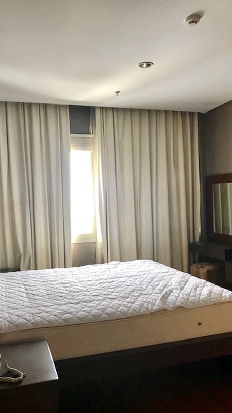 Apartemen The Summit Luas 127m2 Full furnish
