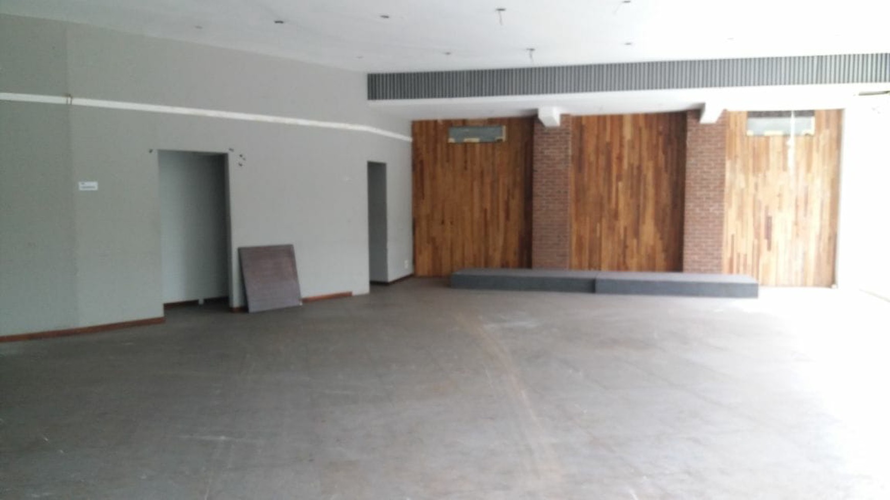 Cocok untuk resto , pusat kota strategis