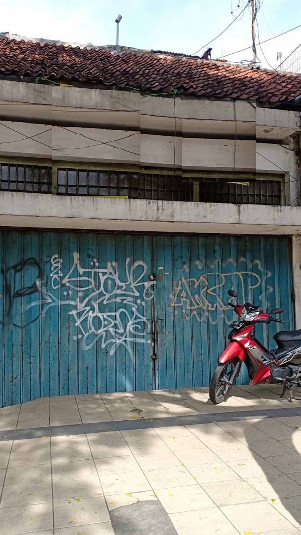 Ruko blauran nol jalan raya