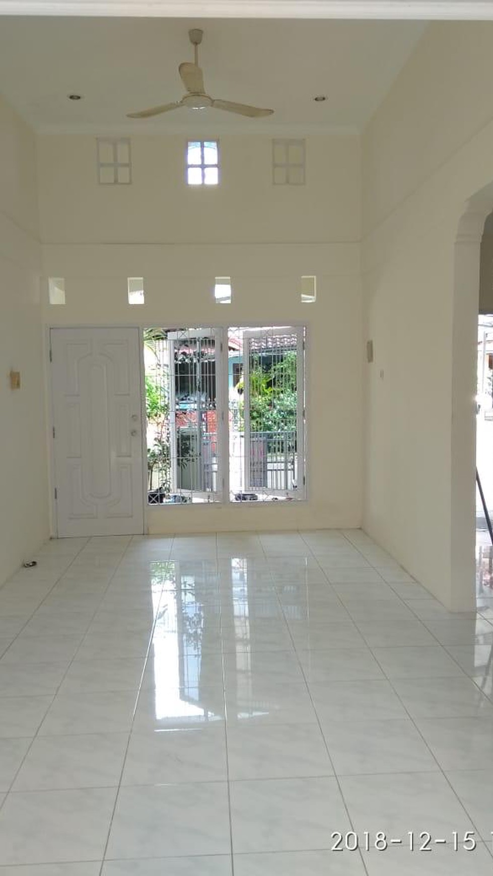 Rumah mungil  Cantik 1 lantai, siap huni, cocok utk kelg kecil di Bintaro