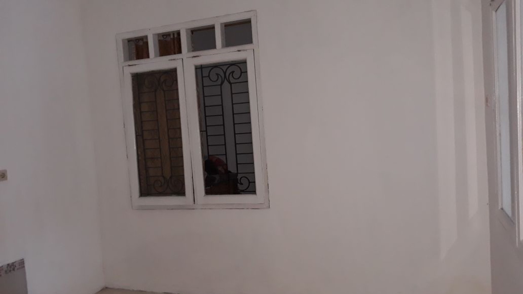 Rumah nyaman di dalam cluster Bekasi Timur Regensi