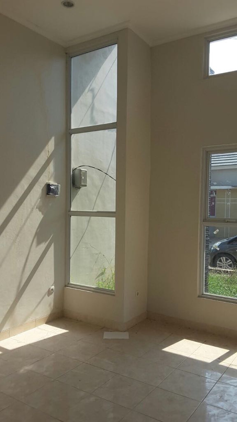 Rumah cantik minimalis @ Central Karawaci , Tangerang