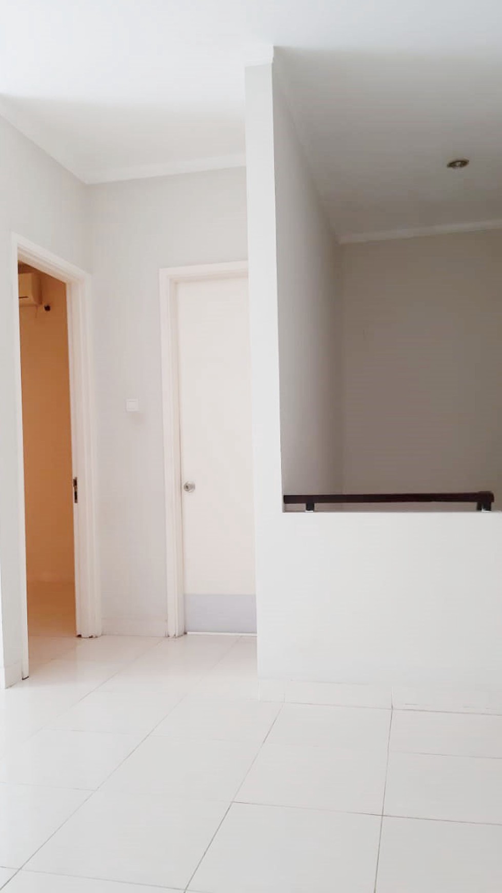 Rumah Nyaman dan Siap Huni di kawasan Cluster Emerald, Bintaro