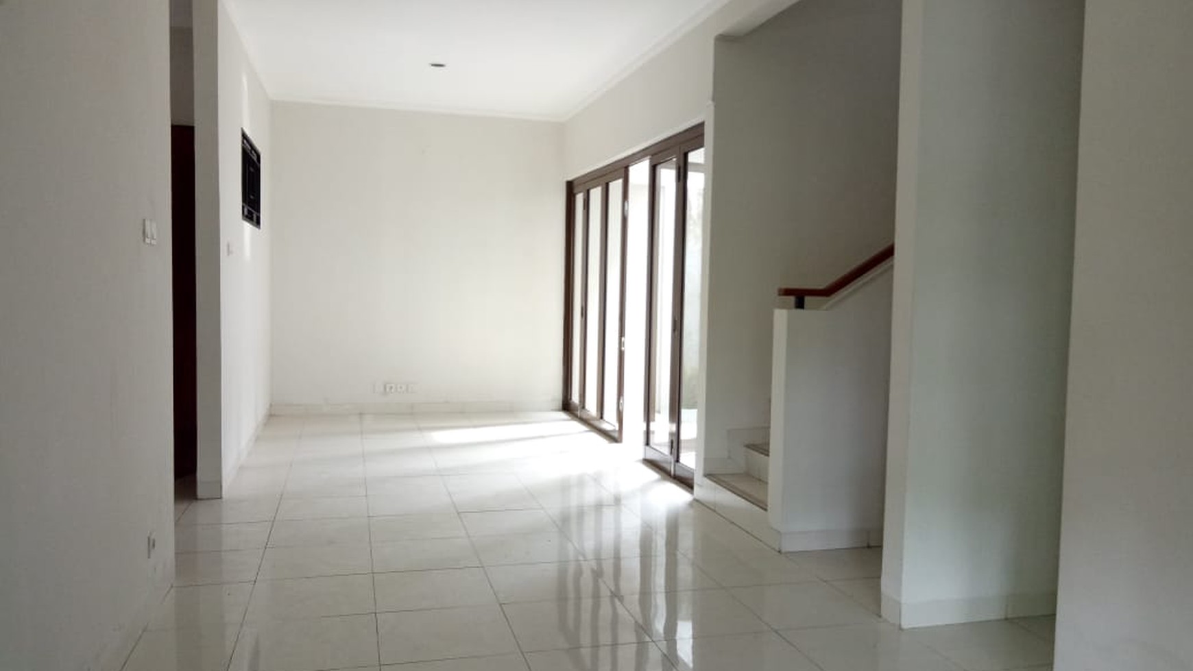 Rumah Standar 2 lantai,siap huni di Bintaro 9