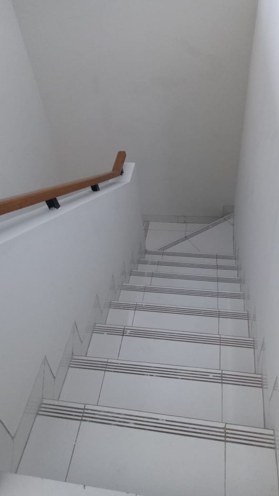 Rumah Standar 2 lantai,siap huni di Bintaro 9