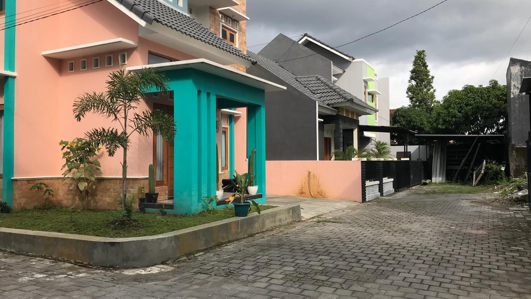 RUMAH MINIMALIS+FURNITURE, COCOK UNTUK KELUARGA MUDA, DALAM PERUMAHAN.