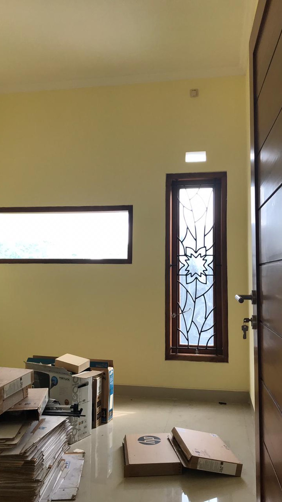 RUMAH MINIMALIS+FURNITURE, COCOK UNTUK KELUARGA MUDA, DALAM PERUMAHAN.