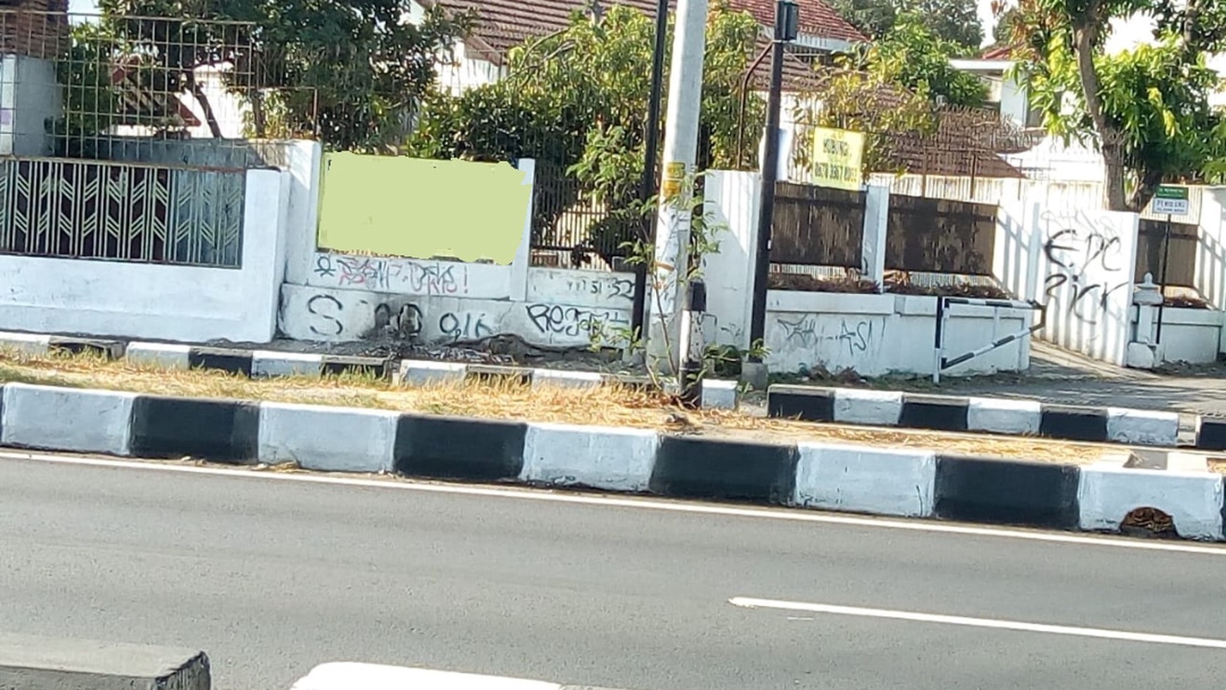 TANAH DIPINGGR RINGROAD UTARA, LOKASI SETRATEGIS, UNTUK USAHA, DLL