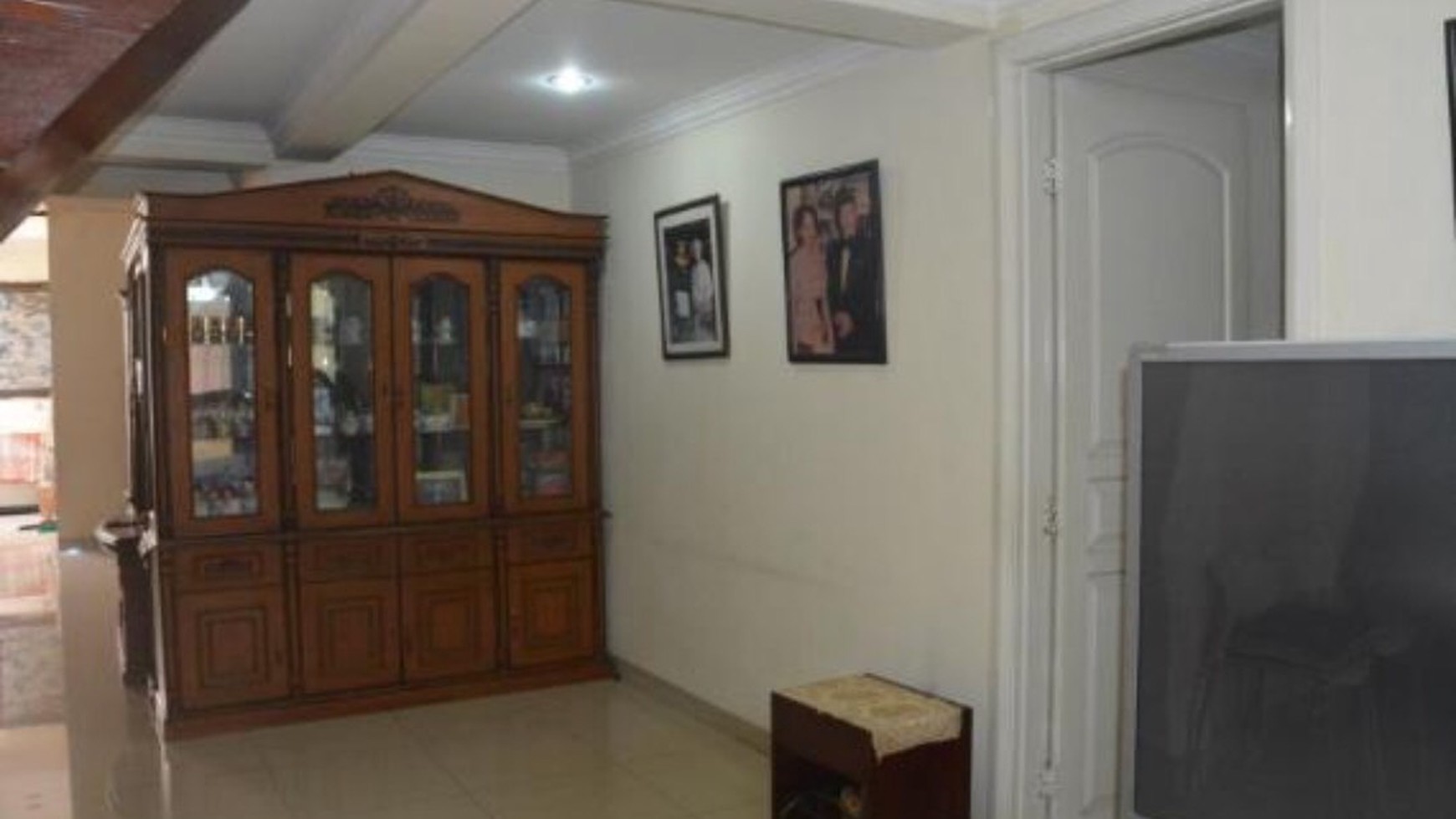 Dijual Rumah Area Komersil di Jalan Pemuda Rawamangun