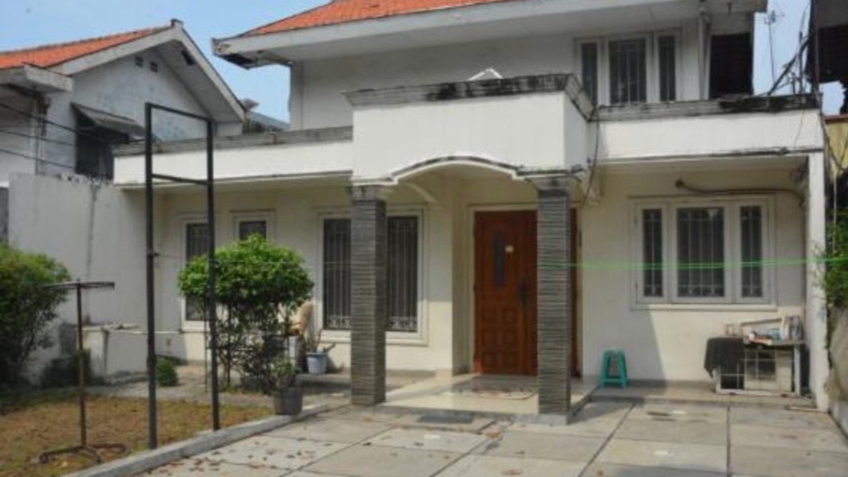 Dijual Rumah Area Komersil di Jalan Pemuda Rawamangun