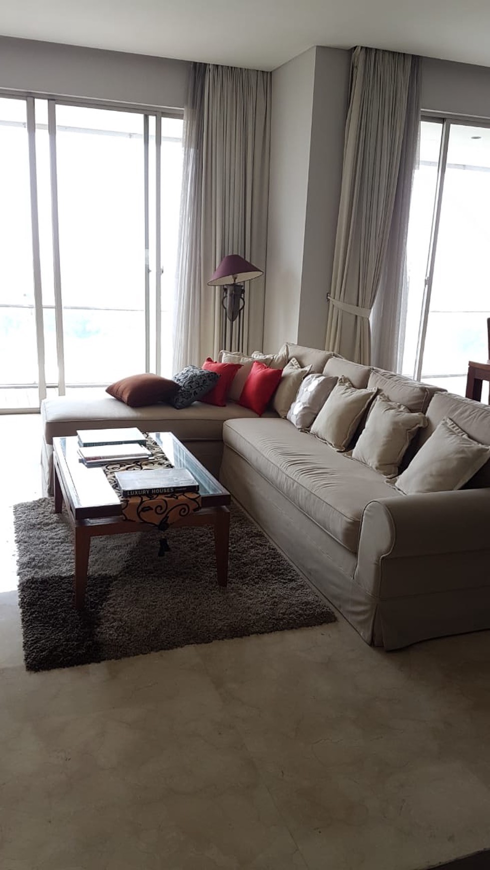 Dijual Cepat Apartemen Nirvana Residence Kemang - Luas 224m dan Luas 350m