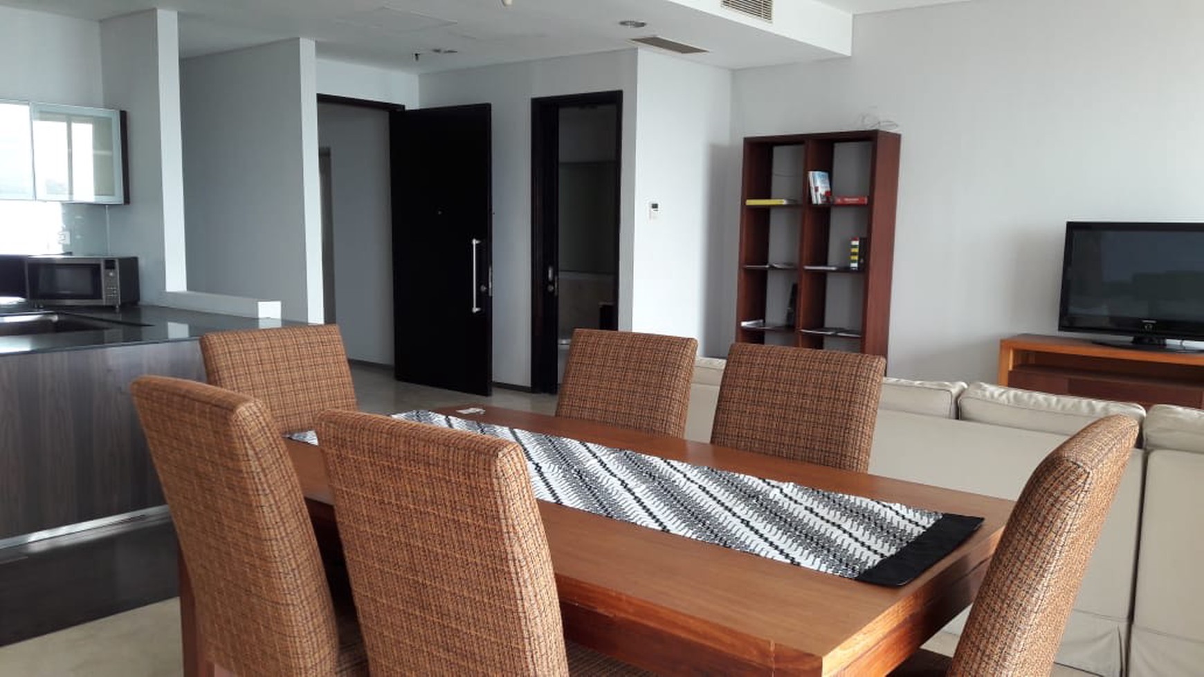 Dijual Cepat Apartemen Nirvana Residence Kemang - Luas 224m dan Luas 350m