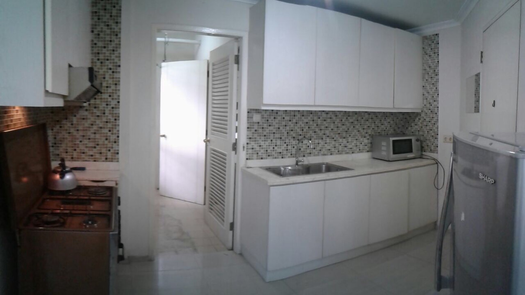 Dijual Cepat Apartemen Batavia Residence Benhil luas 118m - 3BR - Fully Furnished