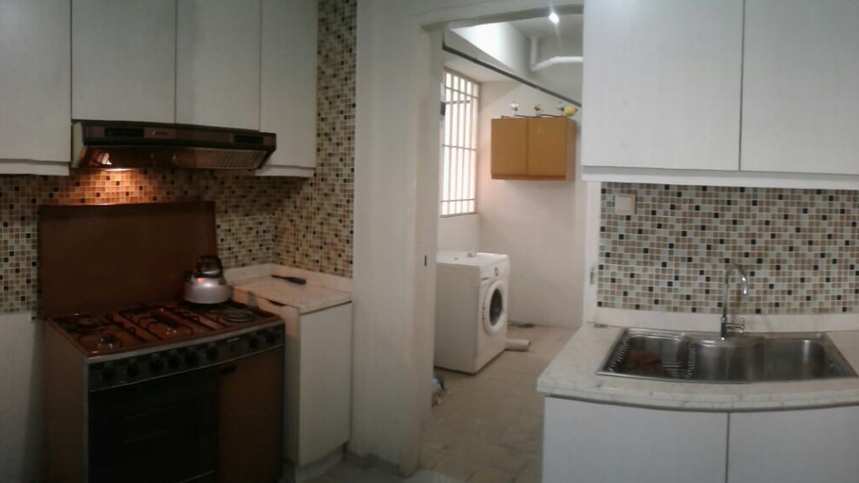 Dijual Cepat Apartemen Batavia Residence Benhil luas 118m - 3BR - Fully Furnished