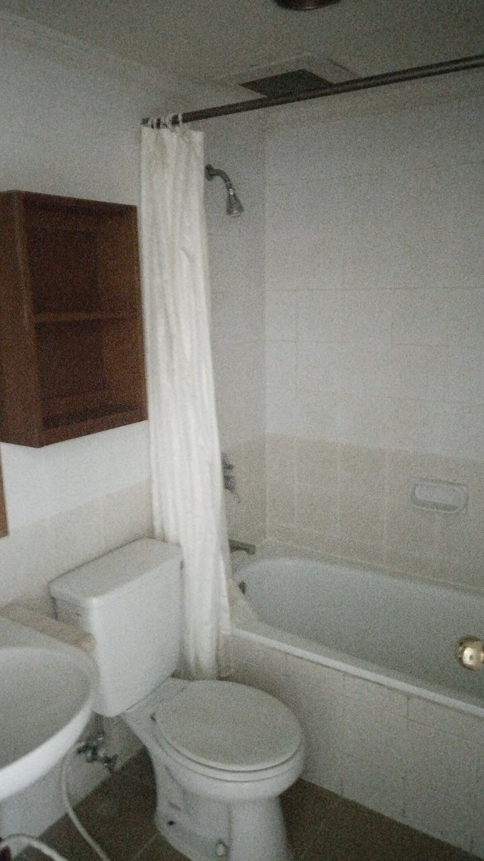 Dijual Cepat Apartemen Batavia Residence Benhil luas 118m - 3BR - Fully Furnished