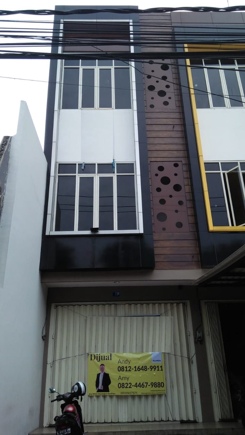 Ruko 3 lantai daerah perak bagus