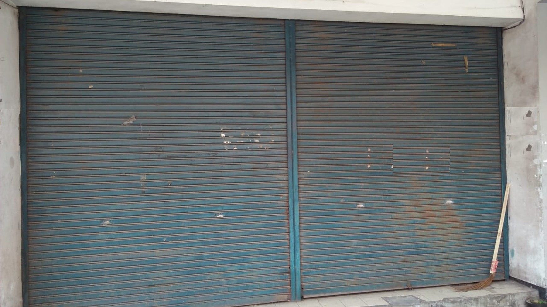 Ruko Kayoon 3 lantai strategis