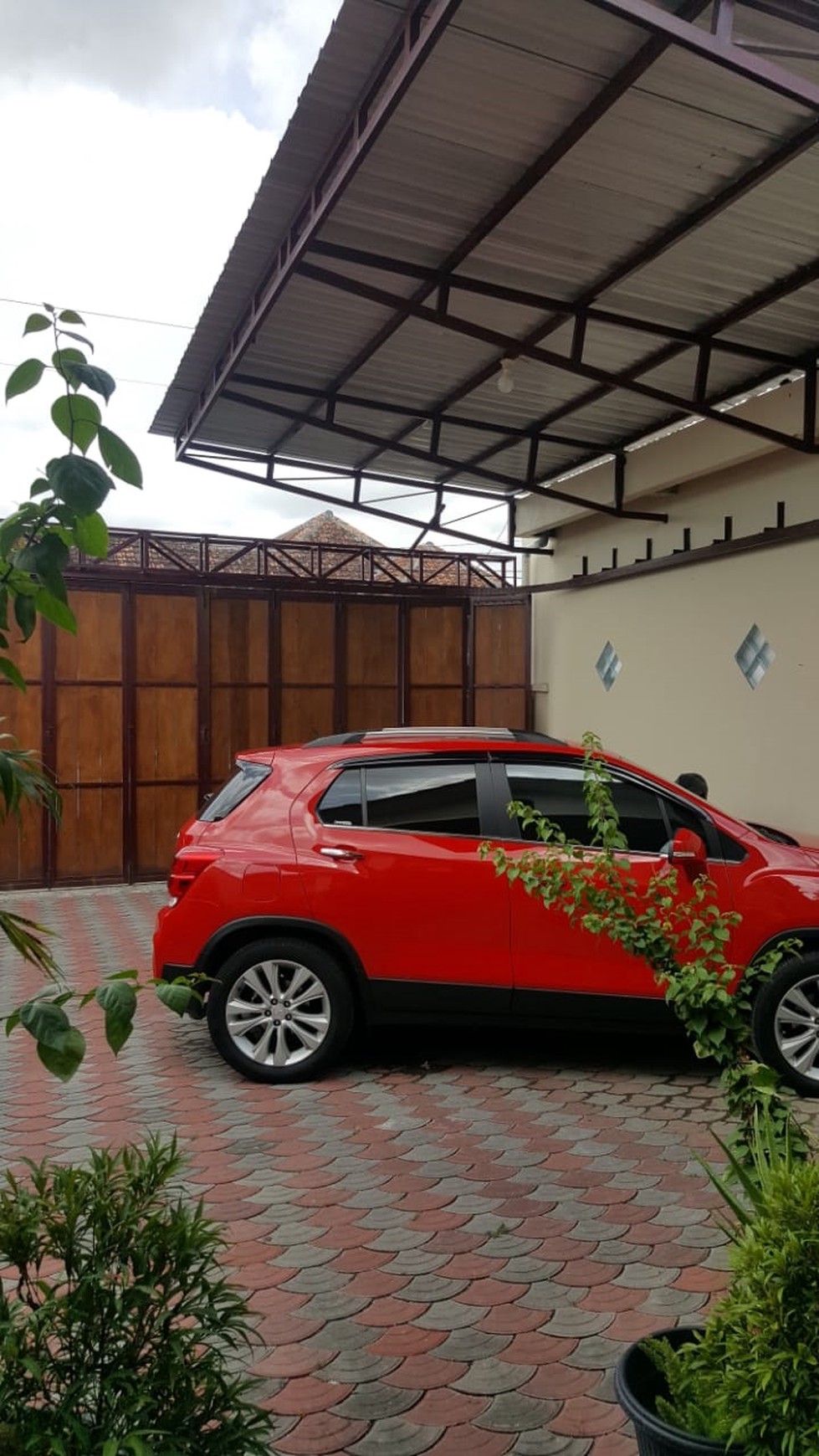 RUMAH KOST 14 KAMAR TIDUR, BERADA DI KRAGILAN, BANGUNTAPAN, BANTUL