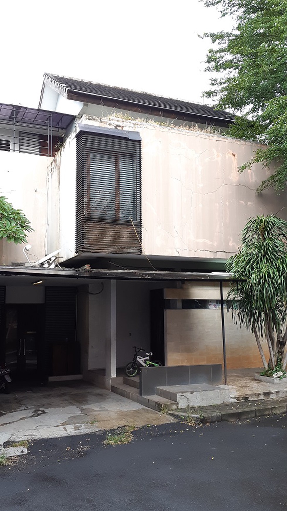 Rumah di Cipete Utara, Kebayoran Baru, Jakarta Selatan, Dalam Cluster, Lokasi Strategis