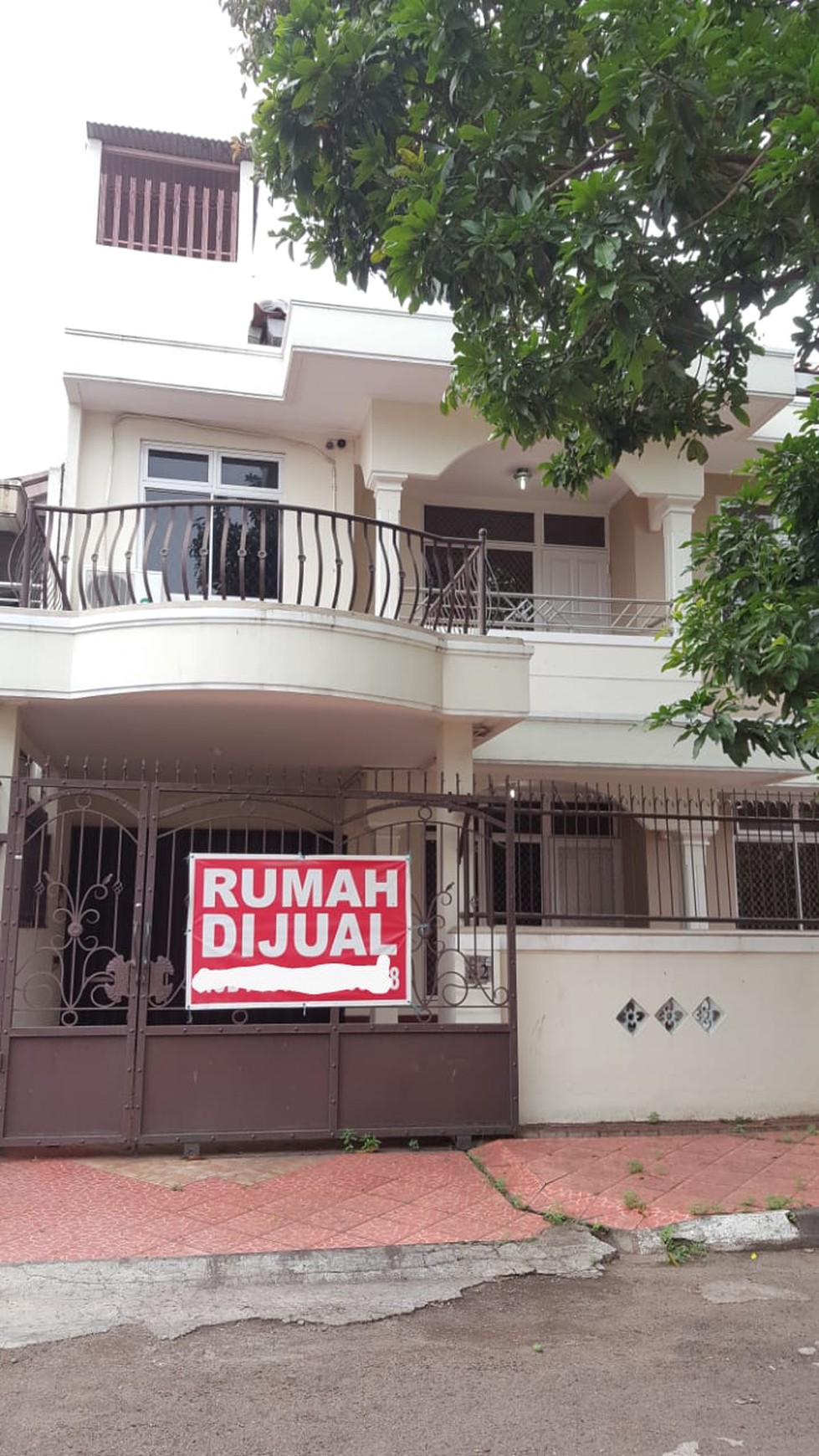 Rumah Idaman Taman golf Moderland Tangerang