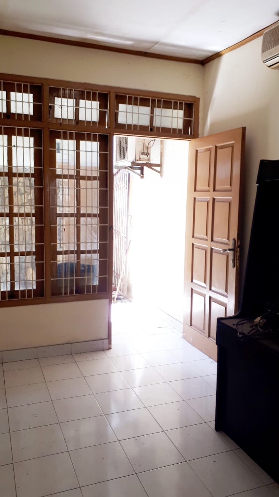 Rumah Bangunan Lama, Terawat dan Strategis di Bukit Pamulang Indah, Pamulang, Tangerang Selatan