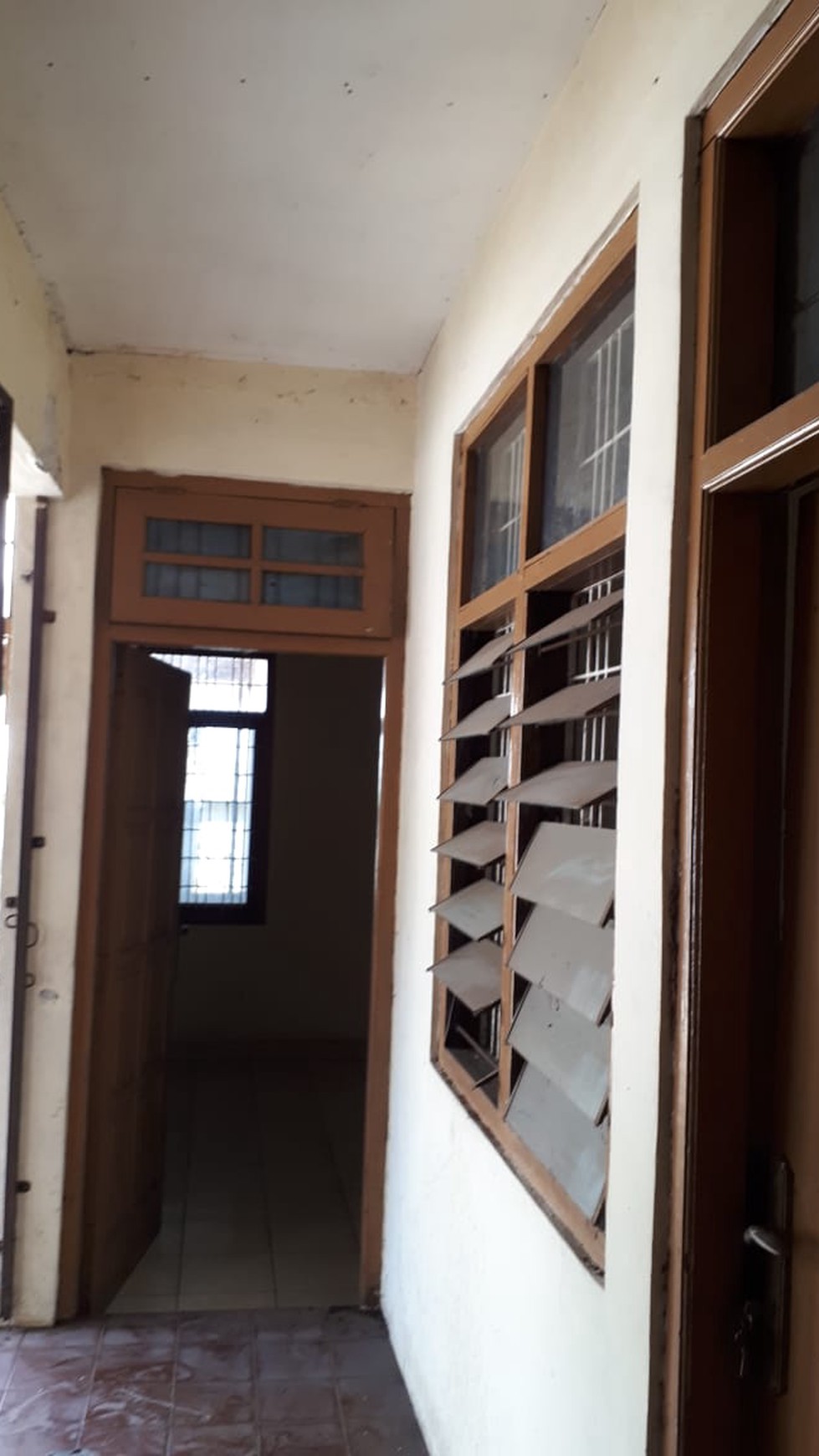 Rumah Bangunan Lama, Terawat dan Strategis di Bukit Pamulang Indah, Pamulang, Tangerang Selatan