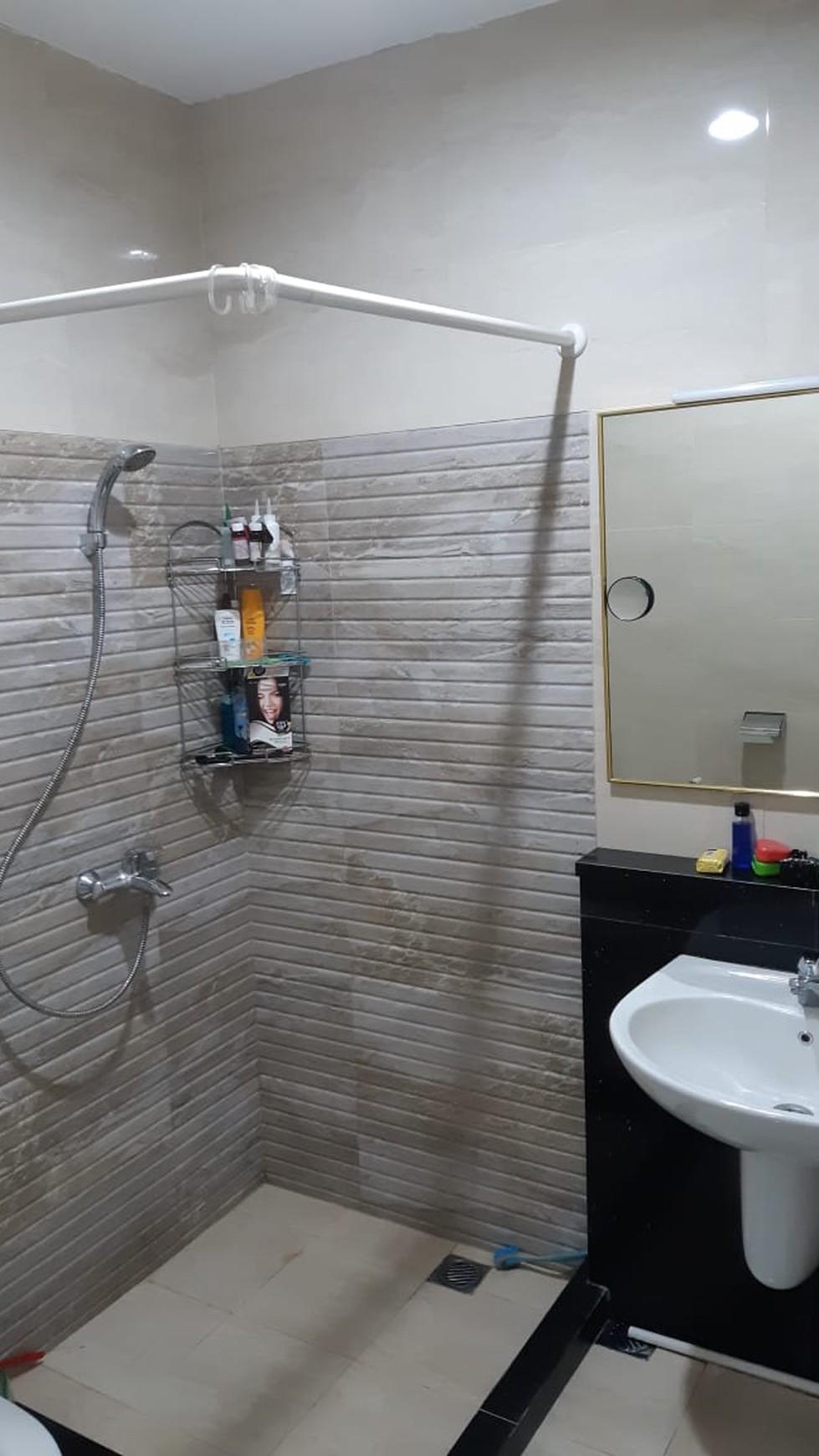 Townhouse Taman Elok Karawaci Tangerang