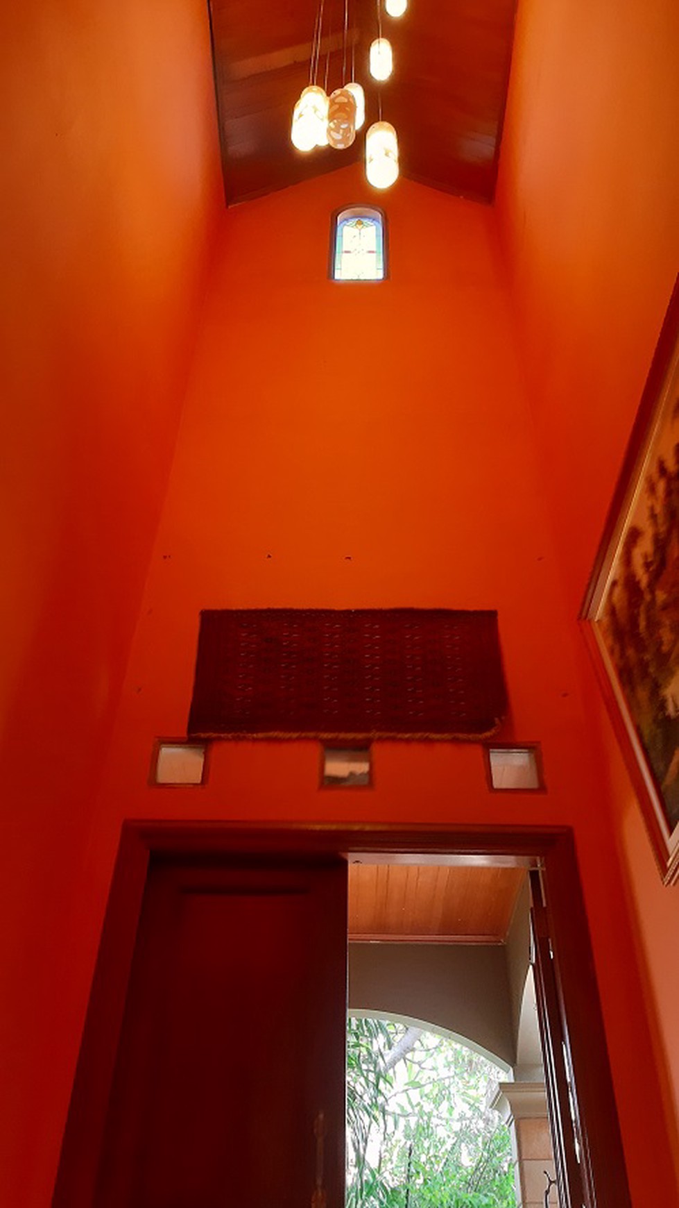 Rumah di Pejaten Barat, Pasar Minggu, Jakarta Selatan, Lokasi Strategis, Hadap Utara, SHM