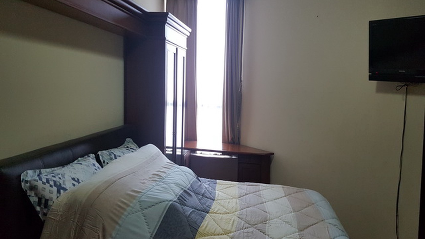 Apartement Taman Rasuna 1BR Bagus Dijual Cepat