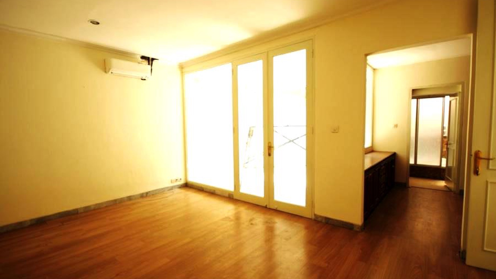 Rumah Bagus Di Pondok Indah Dijual