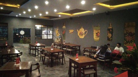 TEMPAT USAHA, DILOKASI STRAETGIS, JL RAJAWALI RAYA, CONDONGCATUR.