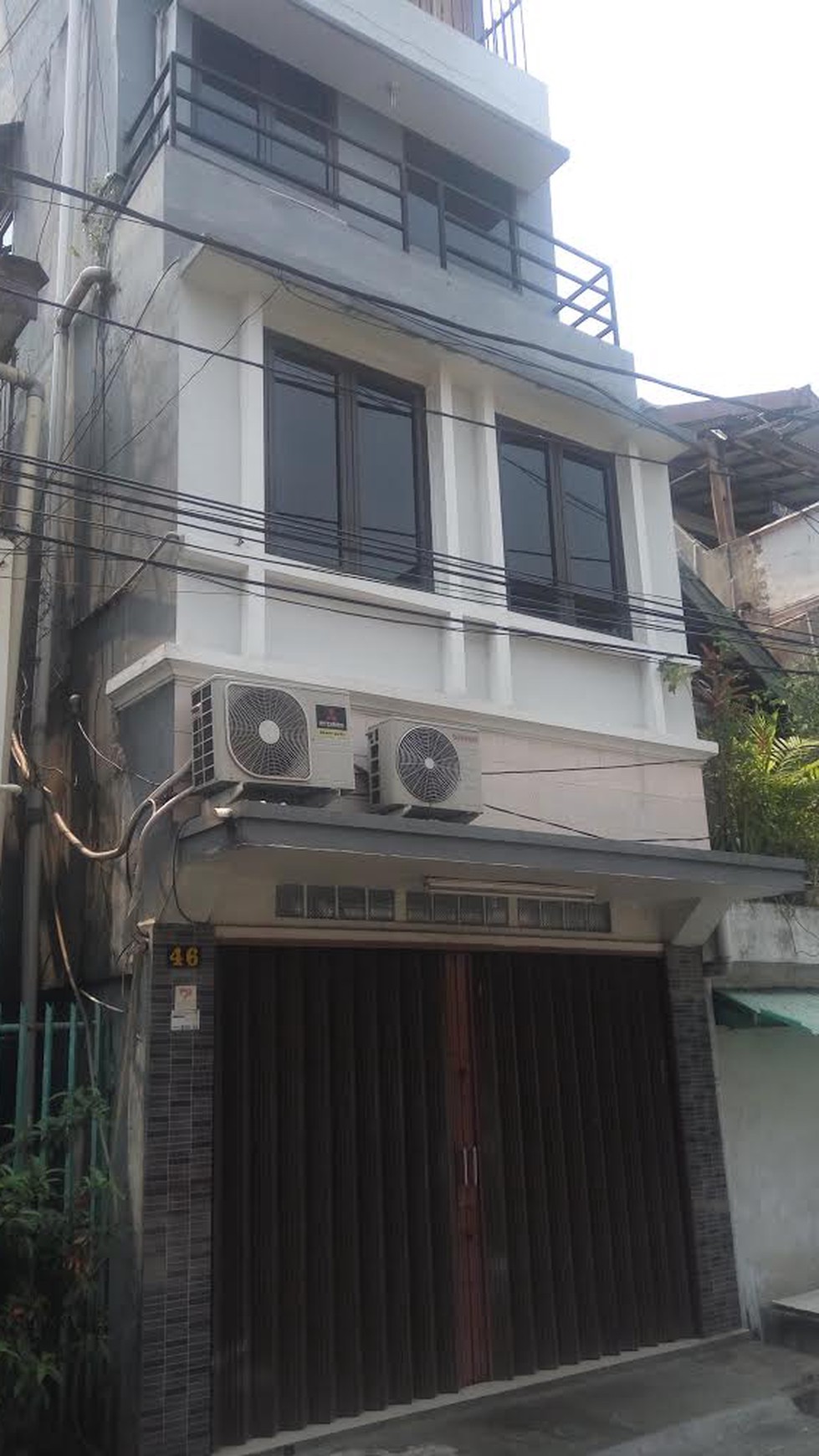 Rumah 3 Lantai minimalis ,Lokasi Strategis di Karang Anyar Jakarta Pusat