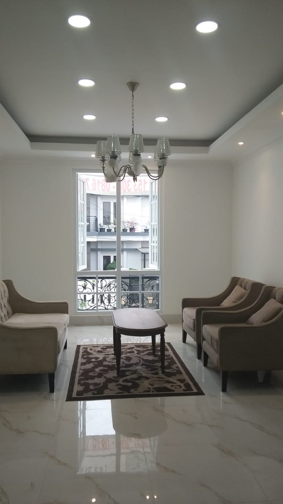 Rumah Cantik Siap Huni Di Kawasan Jakarta Selatan