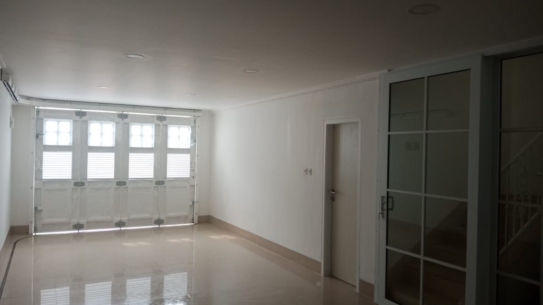 Rumah Cantik Siap Huni Di Kawasan Jakarta Selatan