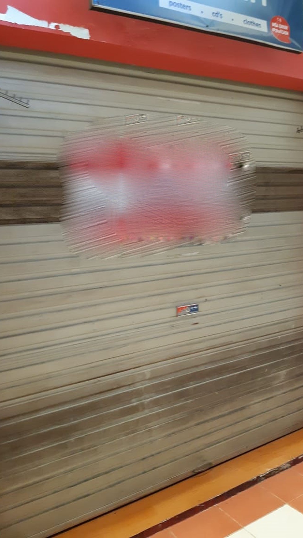 Kios Murah di Kawasan Niaga Pasar Modern, Bintaro