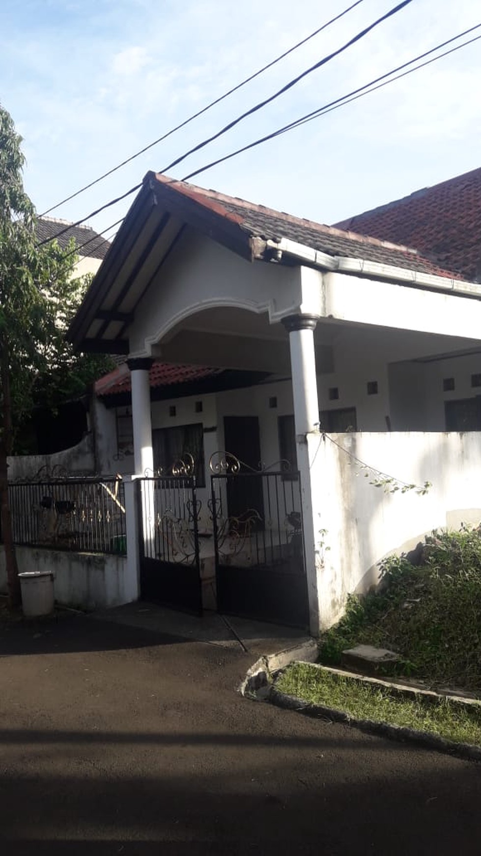 Rumah Nyaman dan Siap Huni di Kawasan Cluster Gardenia Loka, Bintaro
