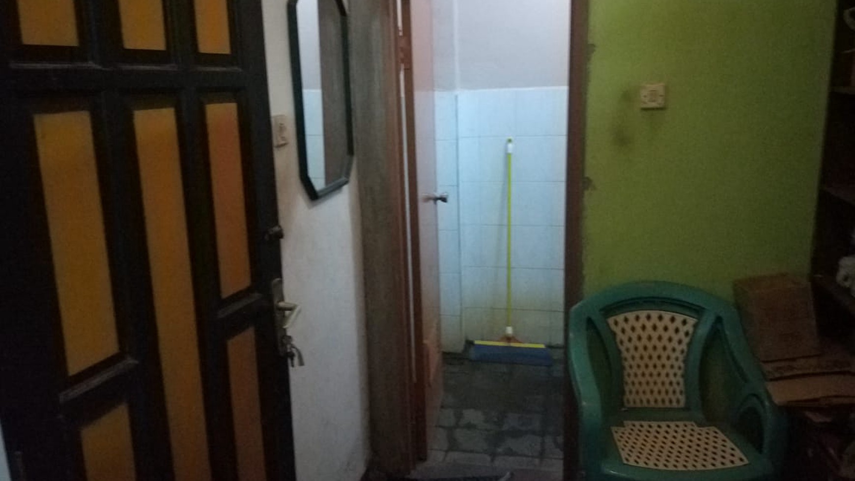 RUMAH ATAU RUKO KOMERSIL PINGGIR JALAN CEGER RAYA SANGAT STRATEGIS HARGA 4 M NEGO