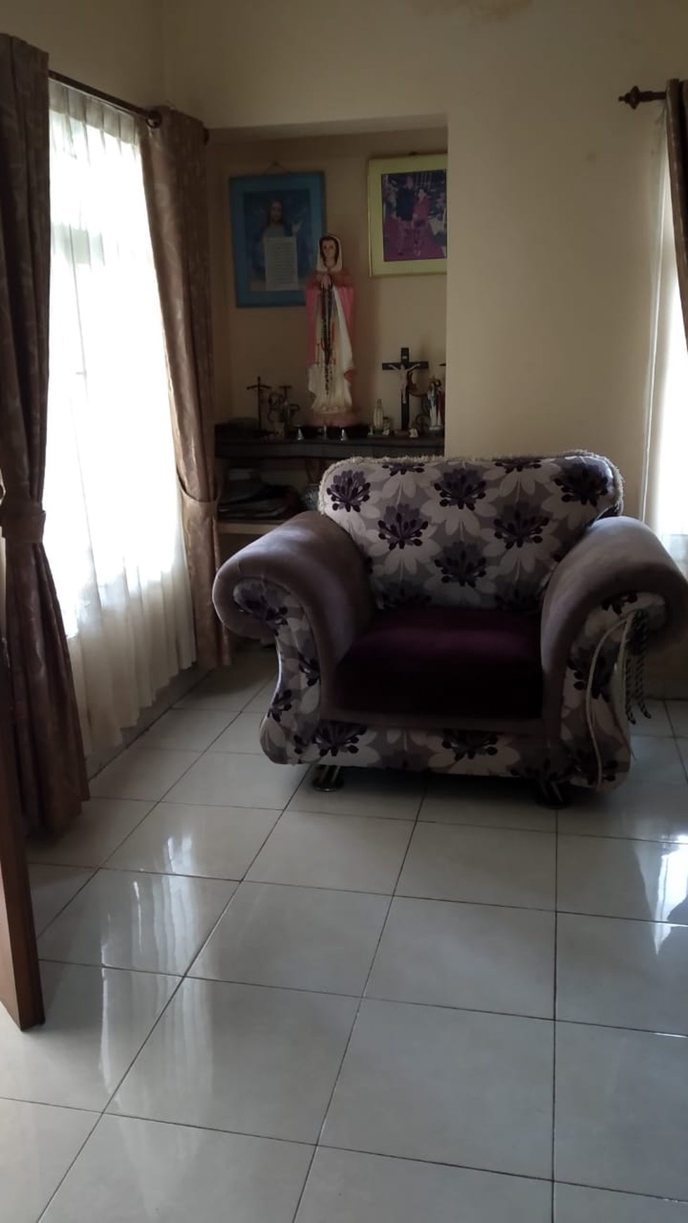 Rumah keluarga - Ubud Indah Lippo Karawaci Tangerang