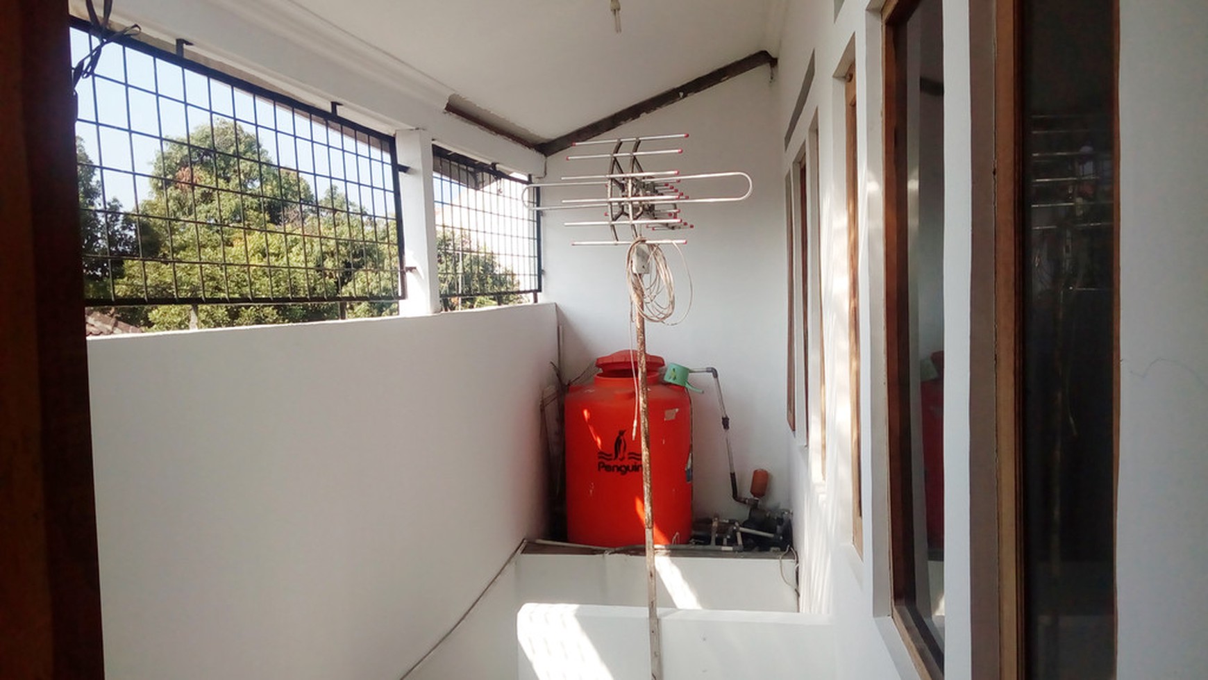 RUMAH TINGGAL DI MUTIHAN, LAWEYAN, SURAKARTA