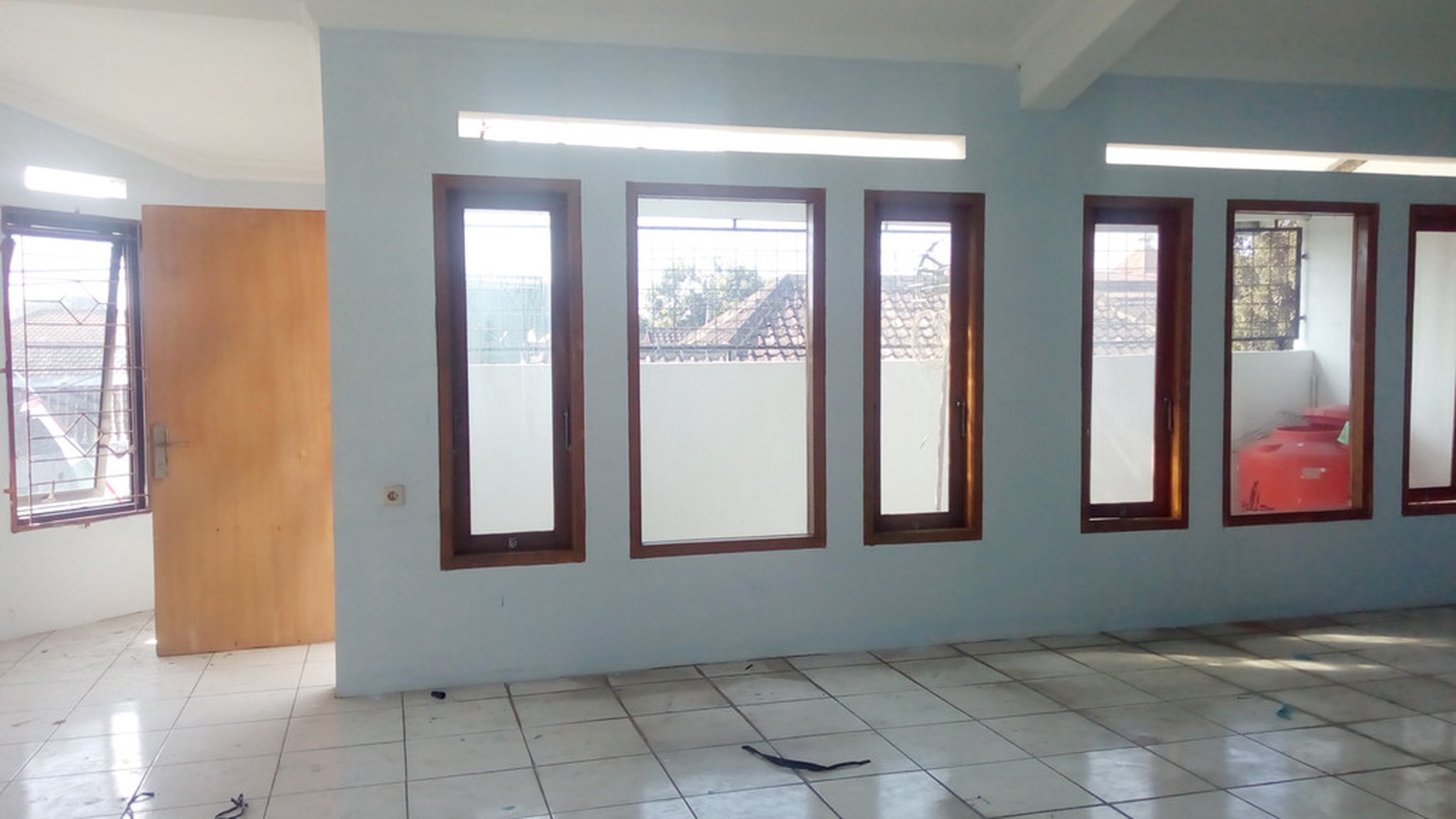 RUMAH TINGGAL DI MUTIHAN, LAWEYAN, SURAKARTA