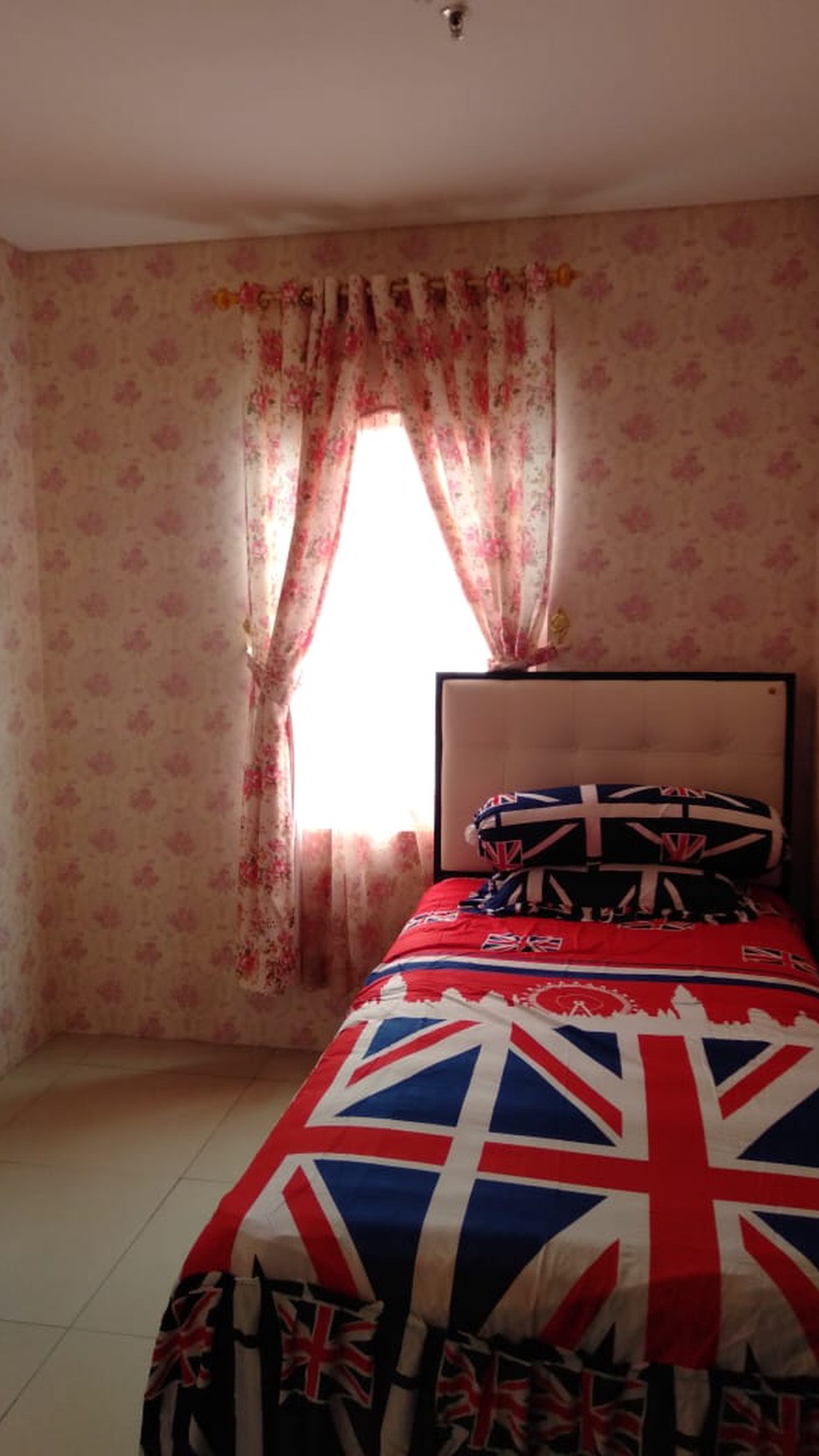 Apt dijual