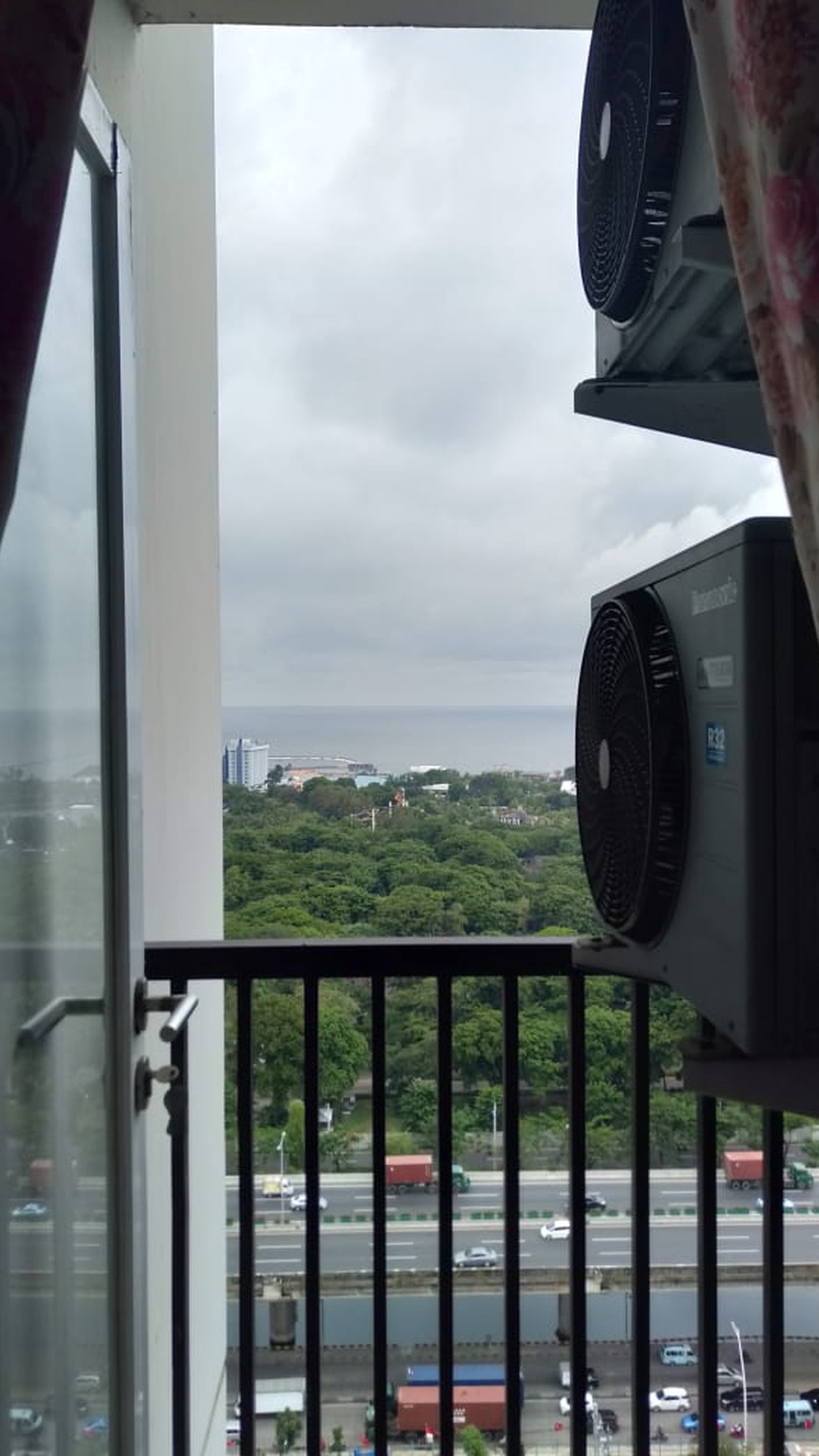 Apt dijual