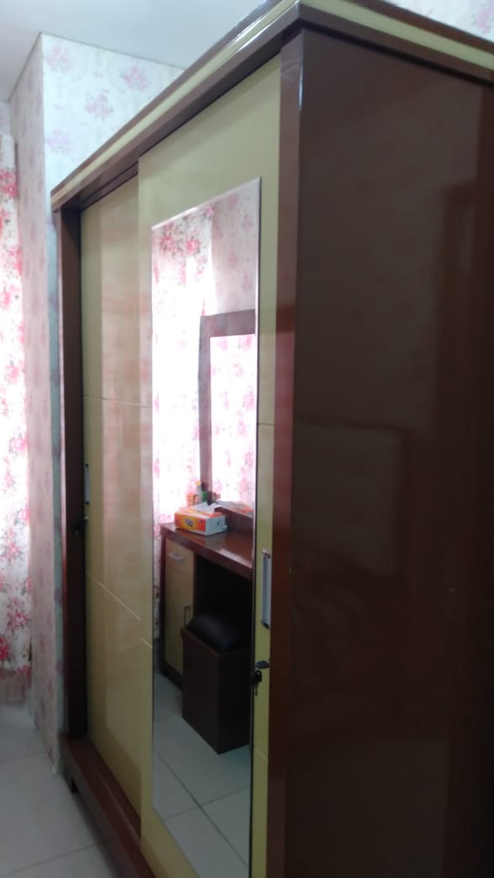 Apt dijual