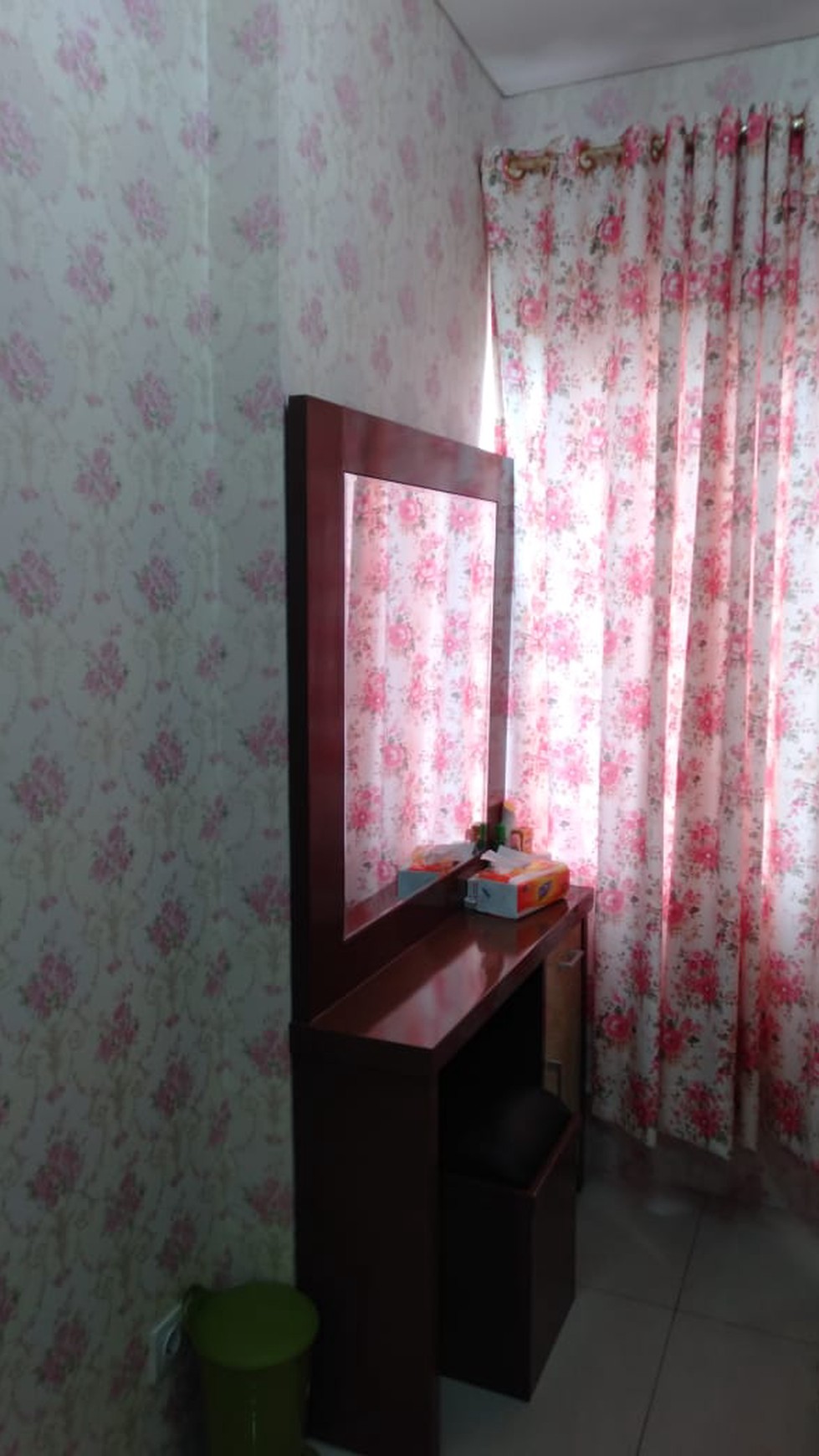 Apt dijual
